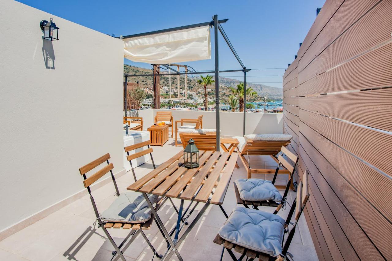 Helios Luxury With Rooftop Jacuzzi Apartment
